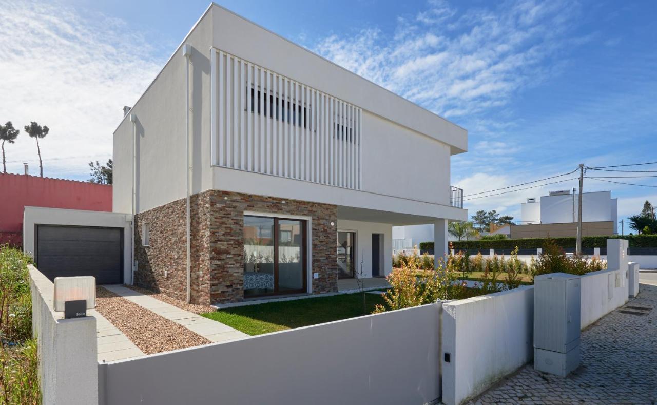 Aroeira Villa W/ Pool Near Beach, By Timecooler Экстерьер фото