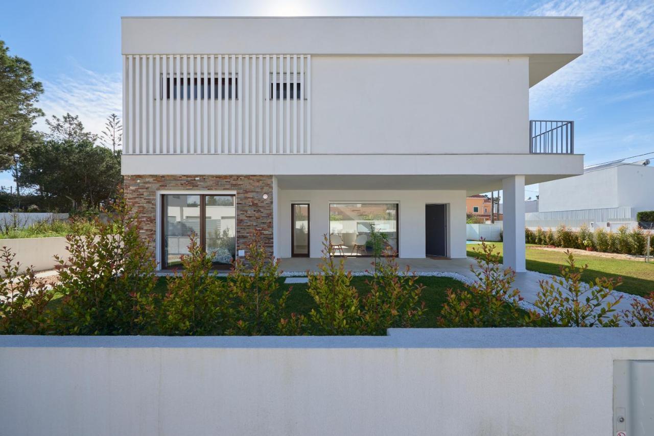 Aroeira Villa W/ Pool Near Beach, By Timecooler Экстерьер фото